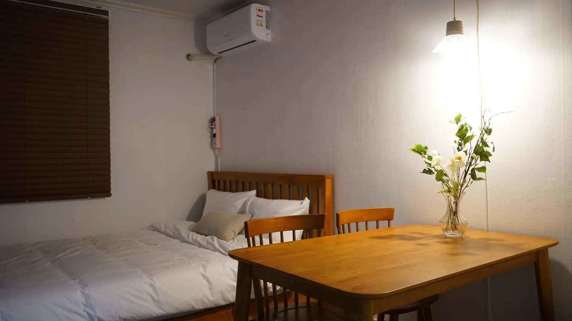Busan Subway 6Min #2 Rooms #2 Queen Beds #Hotel Bedding #Ott #Table#1St Floor